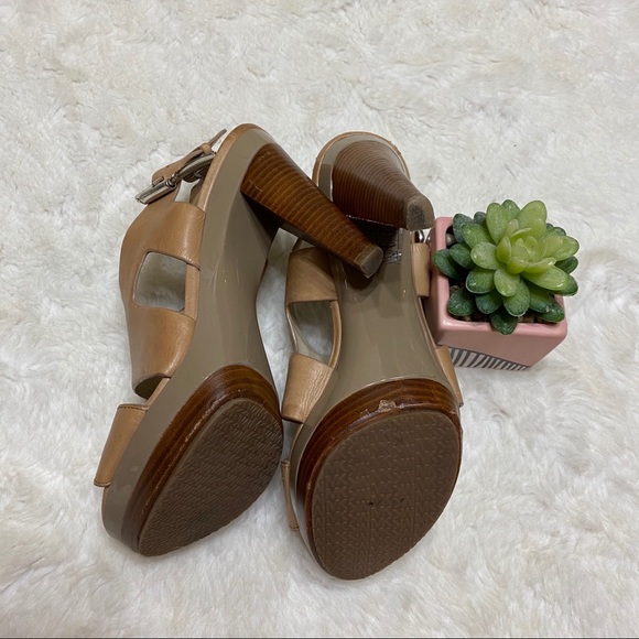 MICHAEL KORS Vachetta Leather Platform Sandals - Picture 6 of 8